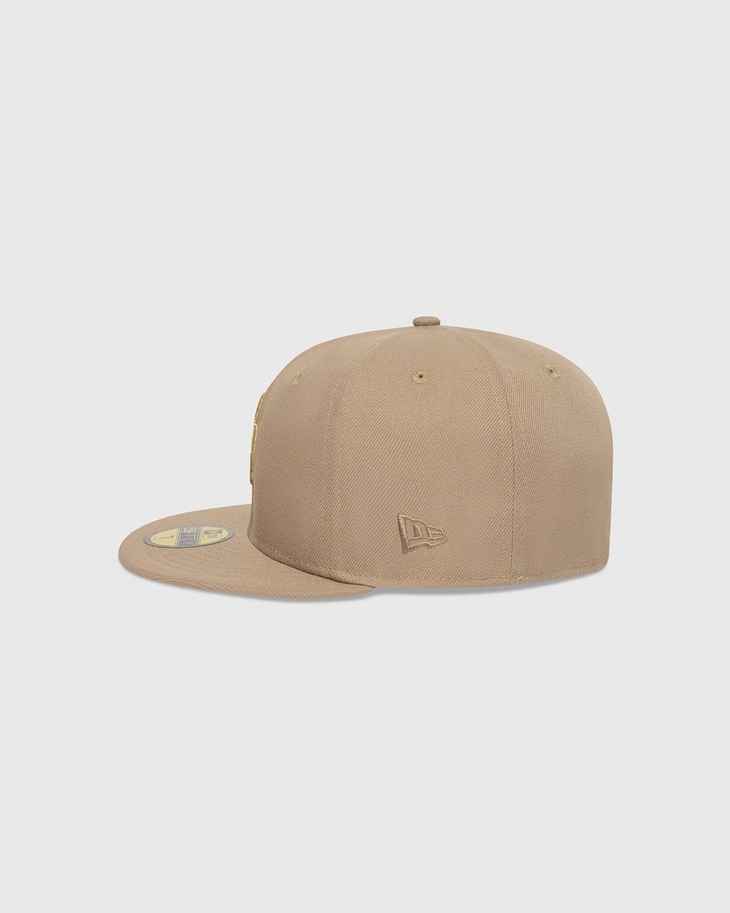 casquette ajustée ovo pom pom new era 59fifty couleur sable