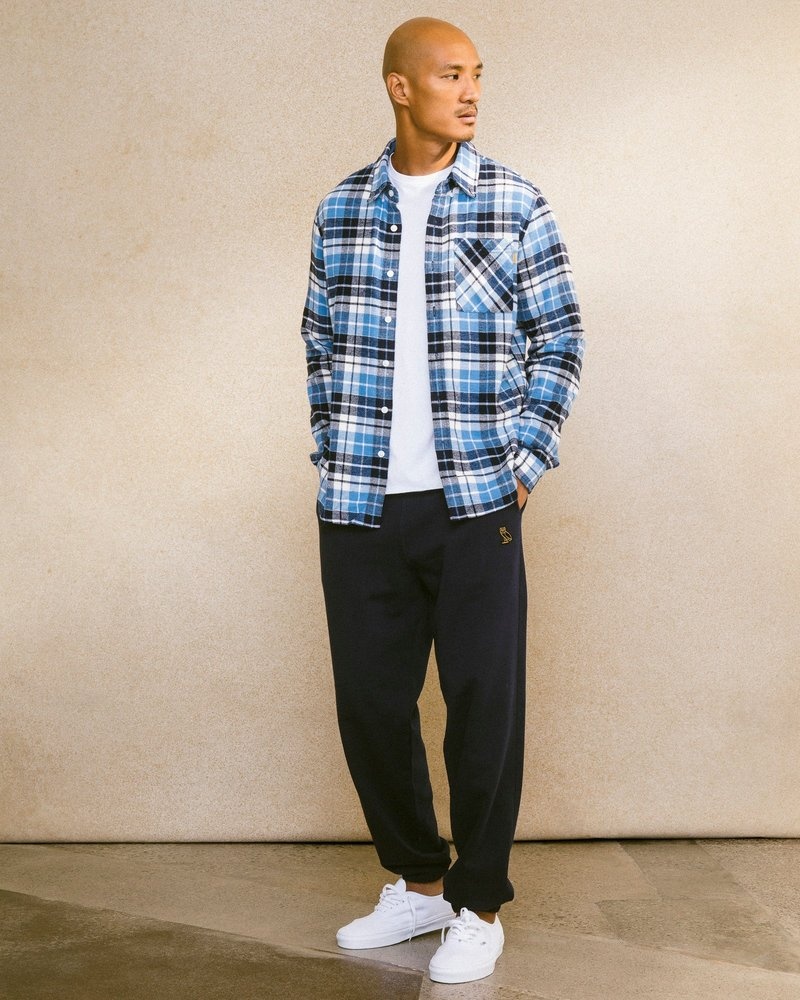chemise en flanelle à carreaux bleue ovo modèle du mois doctobre