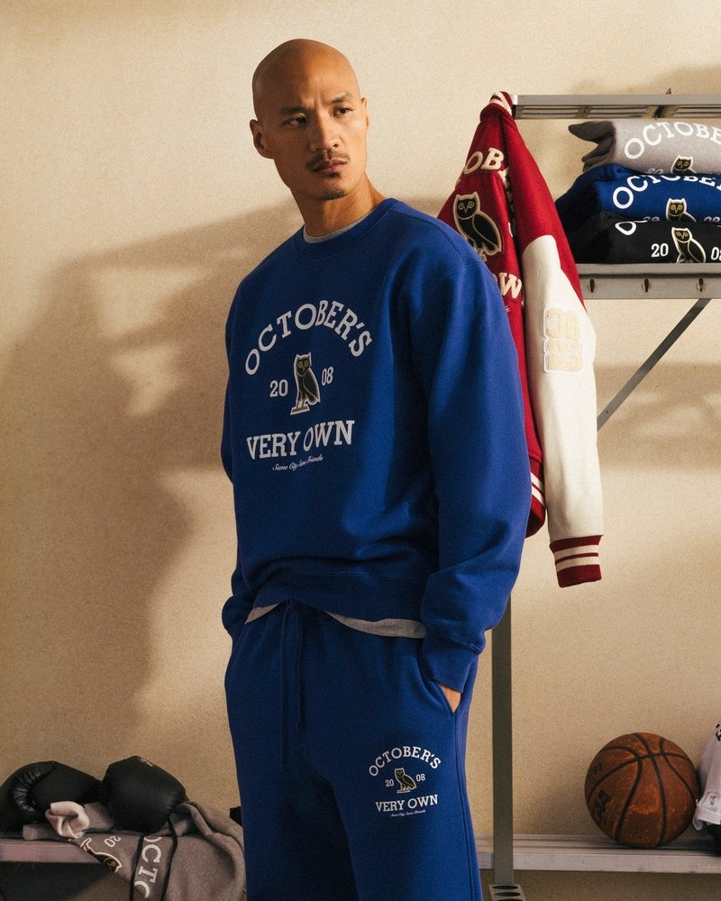 pulls ovo collegiate à col rond bleu royal collection octobre